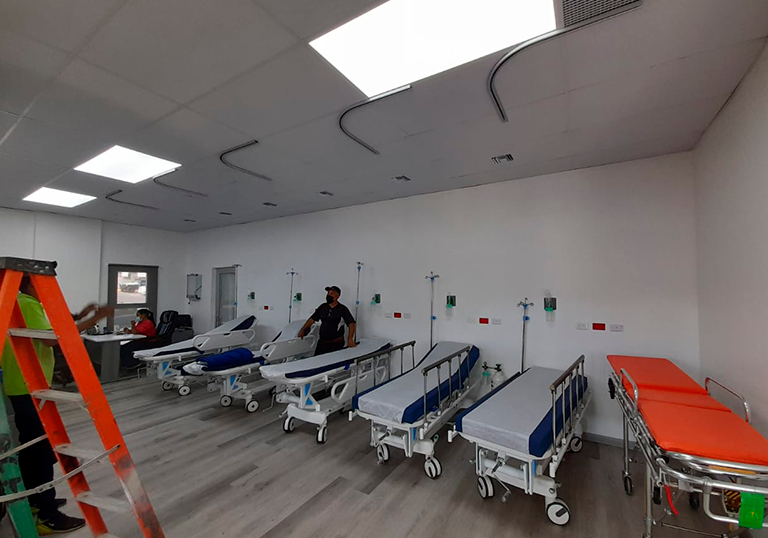 Area hospitalaria equipada y certificada por SCH MEDICOS